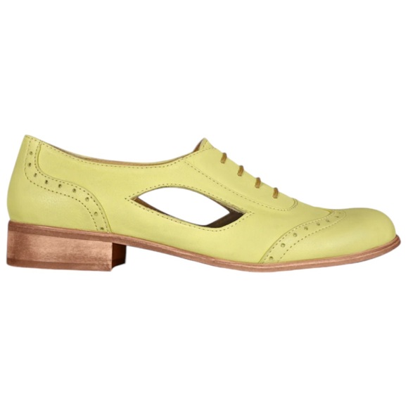 JULIA BO Sunny Pastel Yellow Oxford Shoes - Picture 5 of 10